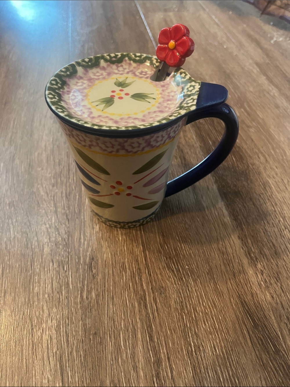 Temp-Tations Floral Ceramic Old World Mug with Lid and Red Flower Spoon